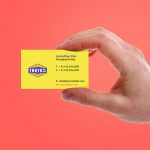hand_holding_business_card01